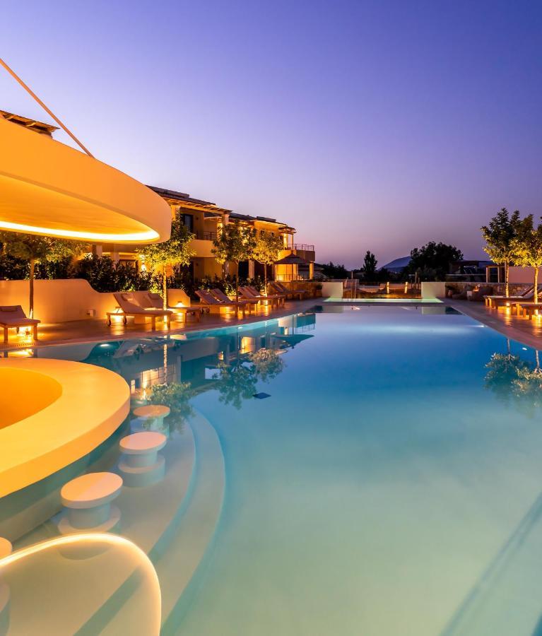 Crystal Waters Hotel Nikiana Exterior foto