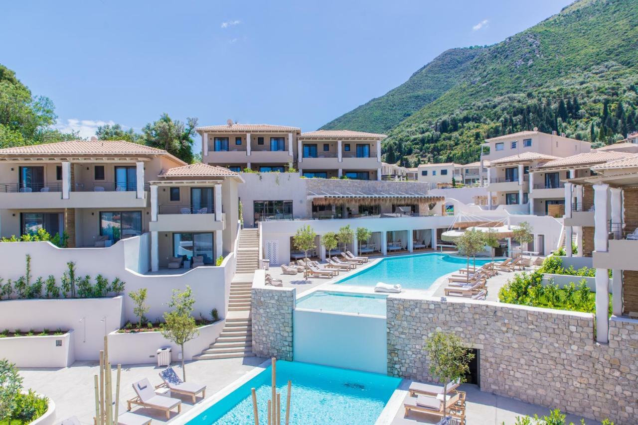 Crystal Waters Hotel Nikiana Exterior foto